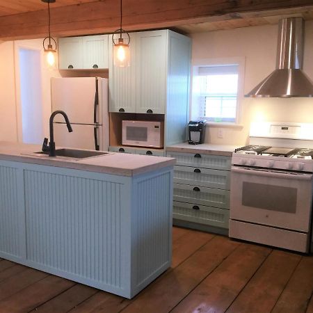 La Maison Bleue Saint-Ferréol-les-Neiges Extérieur photo