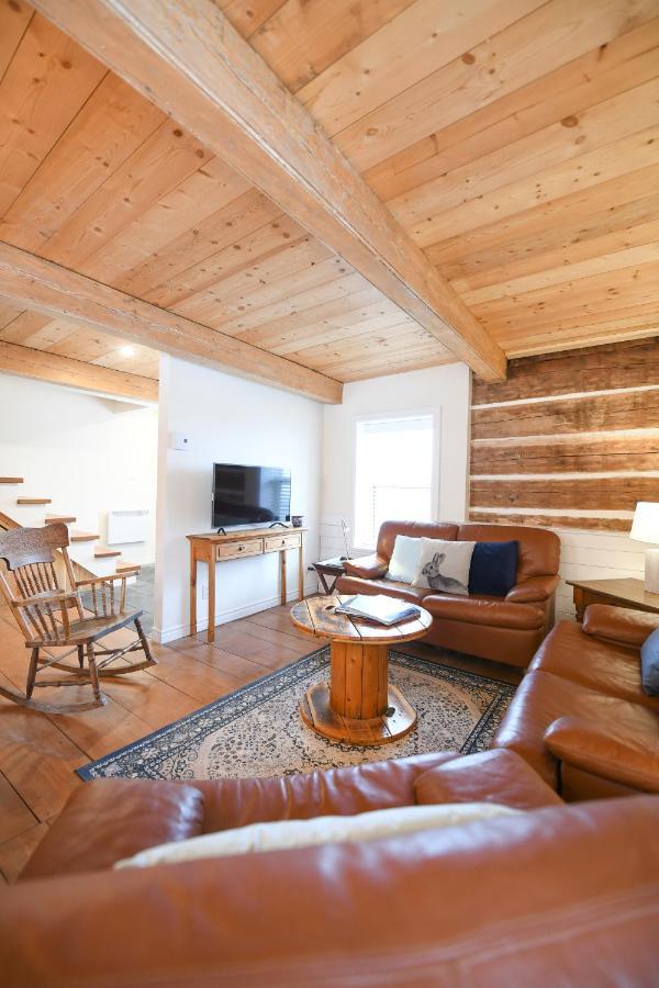 La Maison Bleue Saint-Ferréol-les-Neiges Extérieur photo